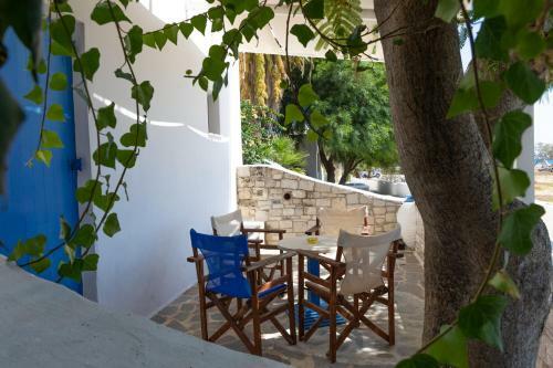 Hostal Sardis Rooms