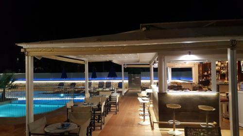 Apartamento Sunny Suites