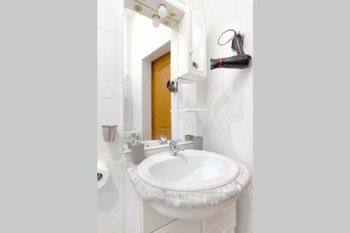 L16 - Nice Studio - Cosy Apartment In Center City