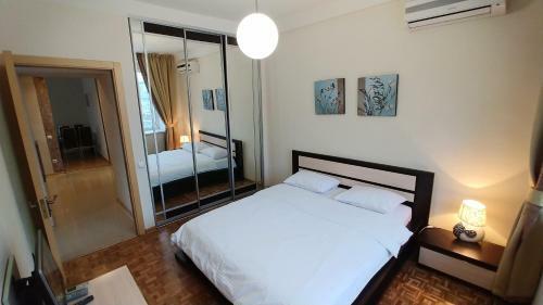 Apartamento Two Bedrooms. Lux. 54 Khreshchatyk. Bessarabska Square