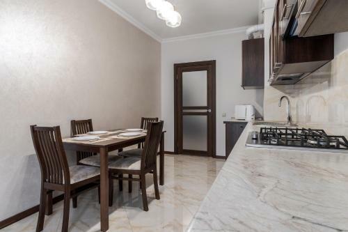 Apartamento Inlvivapartment On Kulisha Str