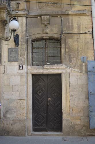 Lviv Linden Apartment