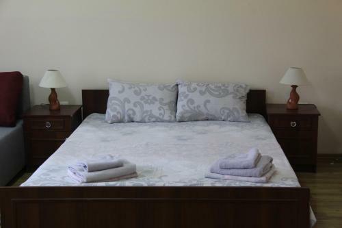Apartments Domovik ,kirilla I Mefodiya, 5