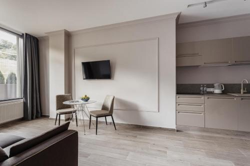 Luxury Apart-hotel Costa Fontana ??????????? ? ???? ????? ??????? 12 ??