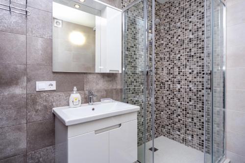 Apartamento ??????, ?????? ???????? ? ????? ?? ????. 8-? ??????? ???????