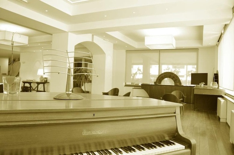 Hotel President