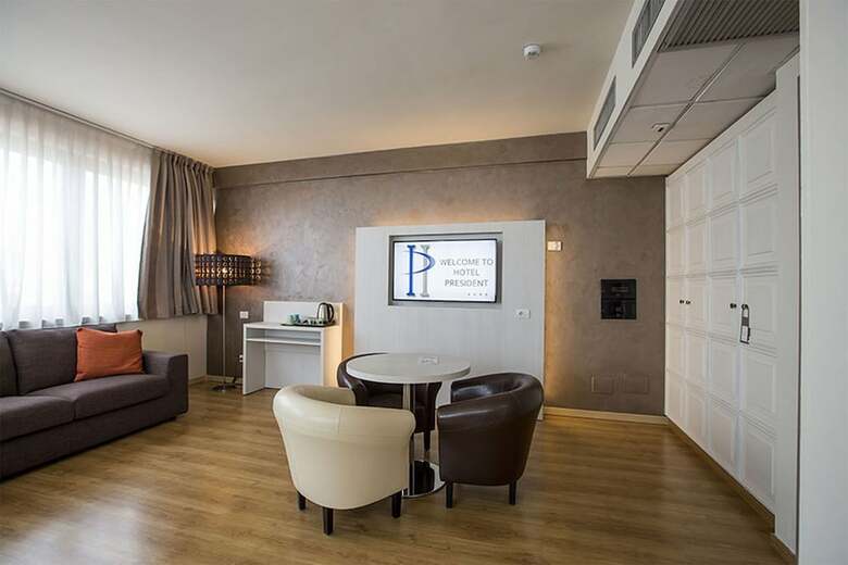 Hotel President