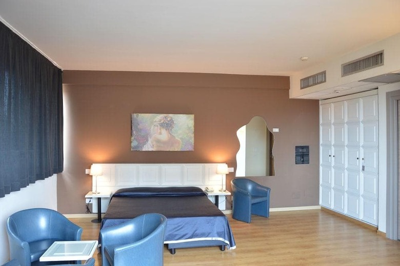 Hotel President