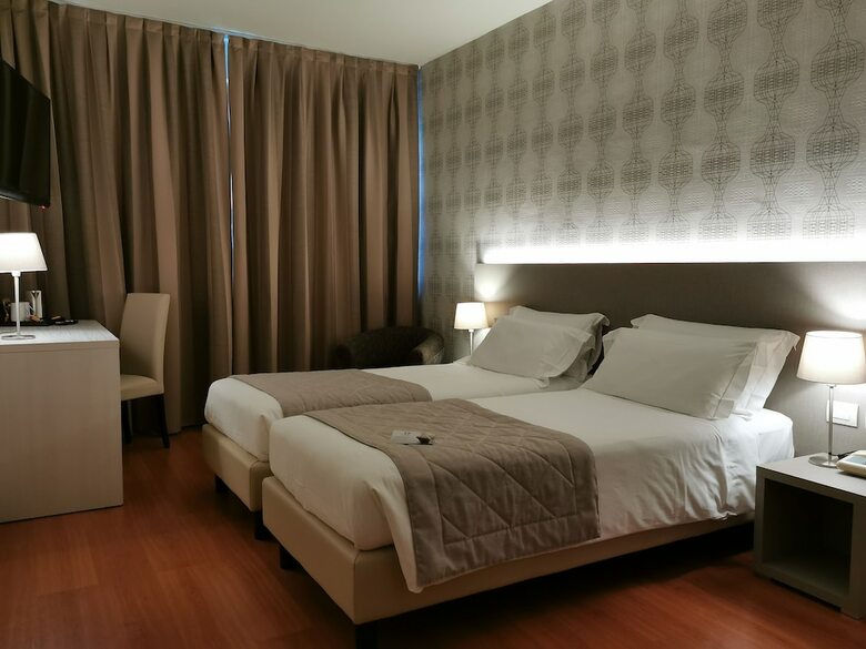 Hotel President