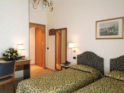 American Hotel
