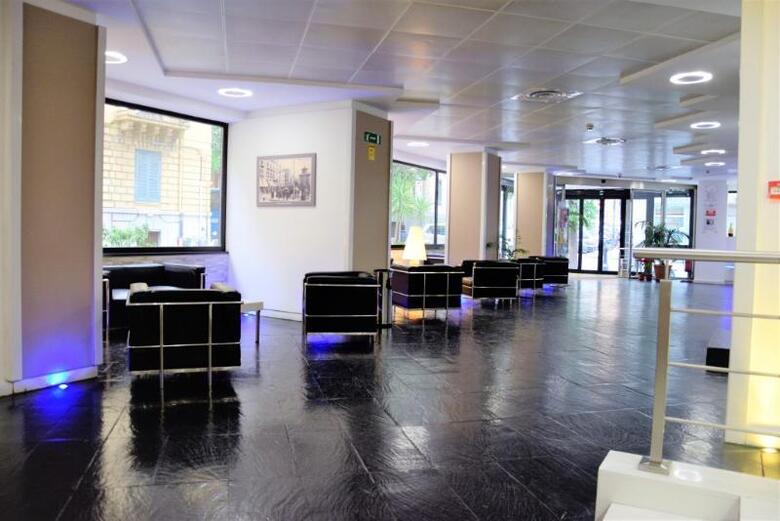 Cristal Palace Hotel