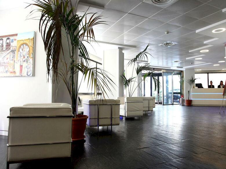 Cristal Palace Hotel
