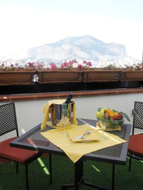 Cristal Palace Hotel