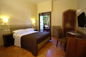 Hotel Airone