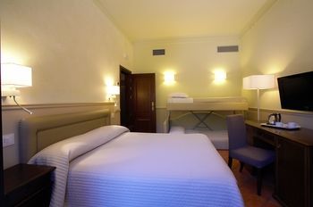 Hotel Airone