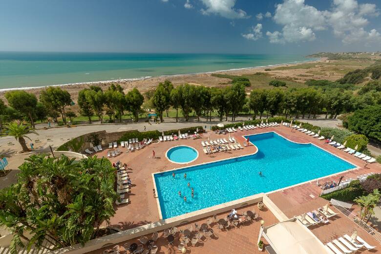 Hotel Paradise Beach