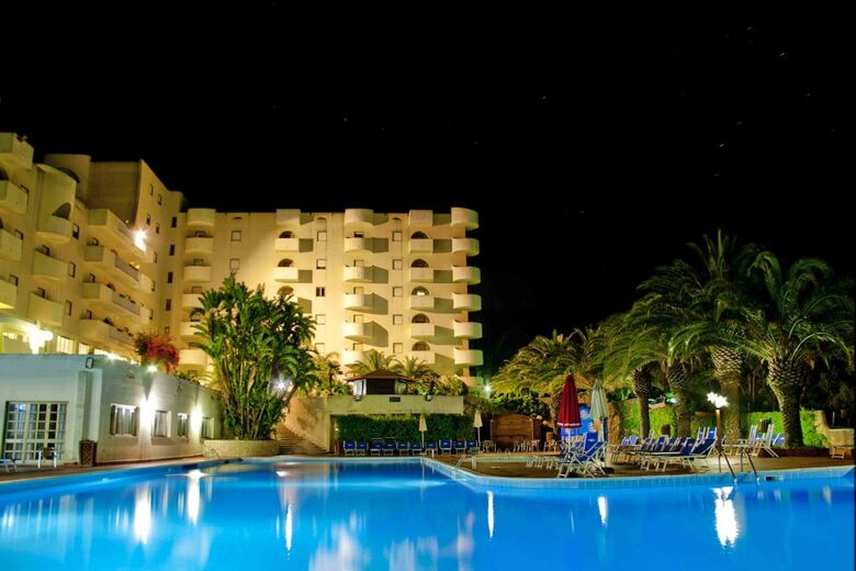 Hotel Paradise Beach