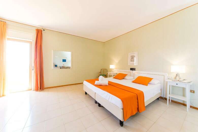 Hotel Paradise Beach