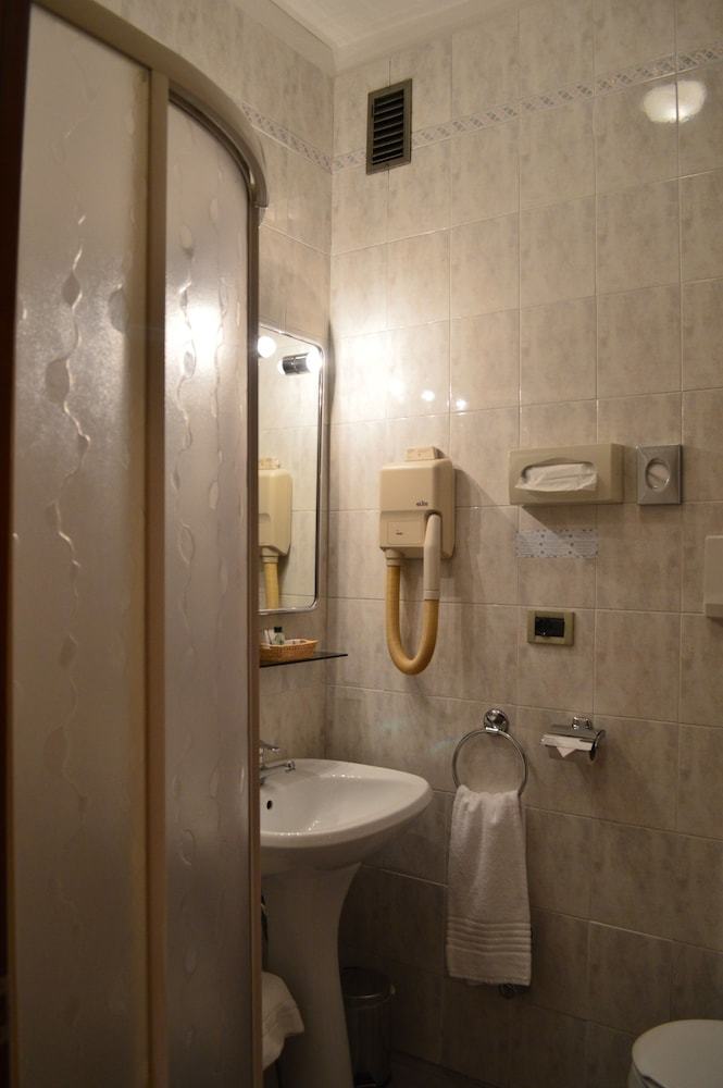 Hotel Alexandra