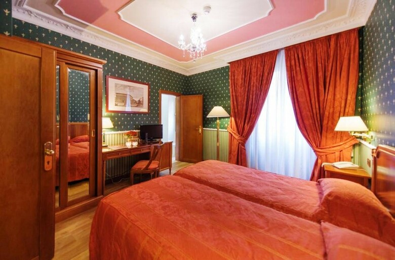 Strozzi Palace Hotel