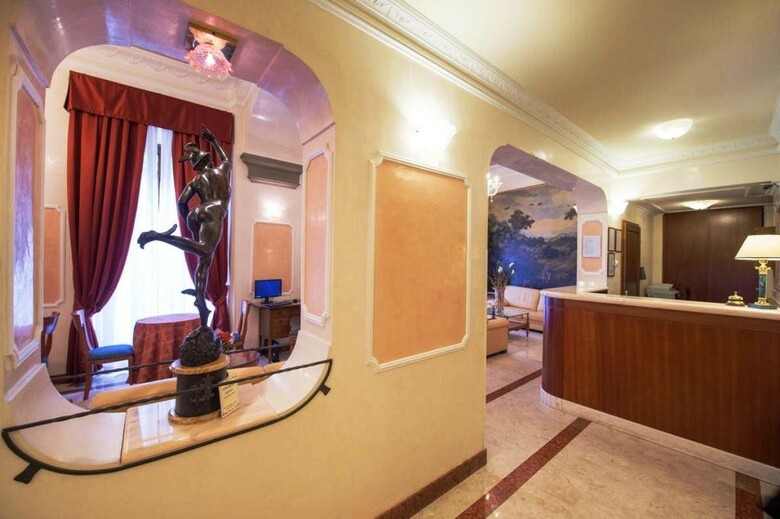 Strozzi Palace Hotel