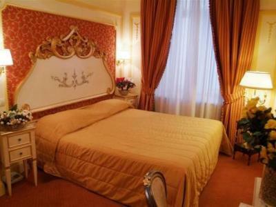 Hotel Champagne Palace