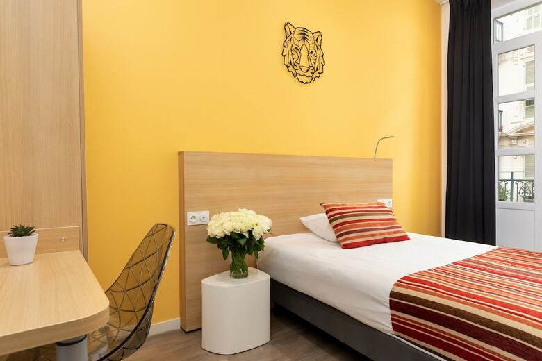 Nicea Hotel