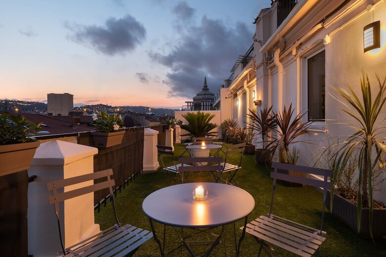 Nicea Hotel