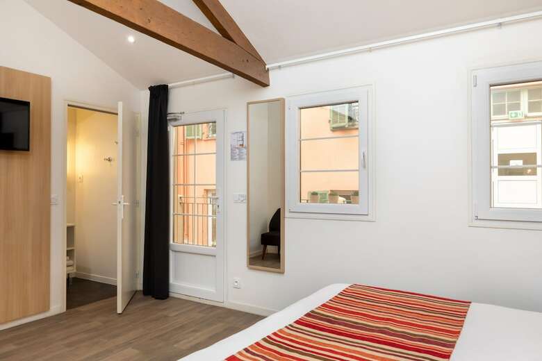 Nicea Hotel