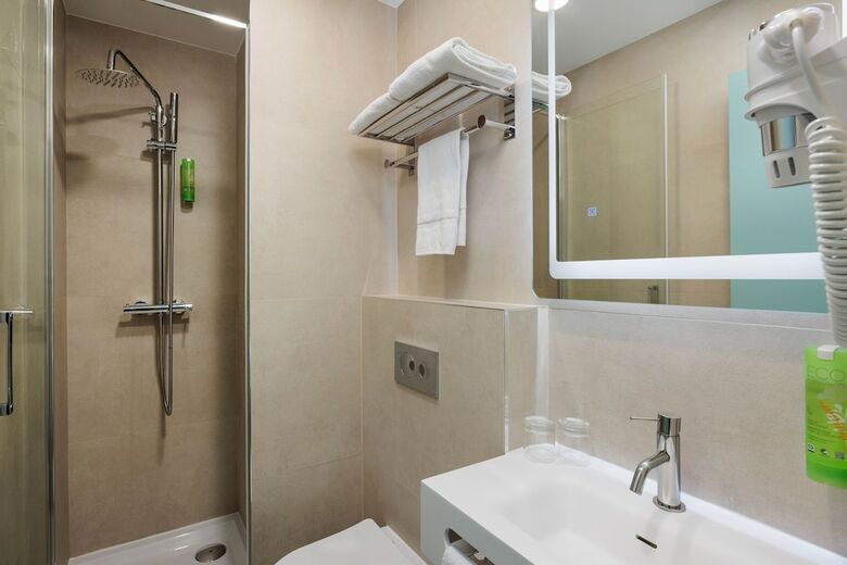 Nicea Hotel