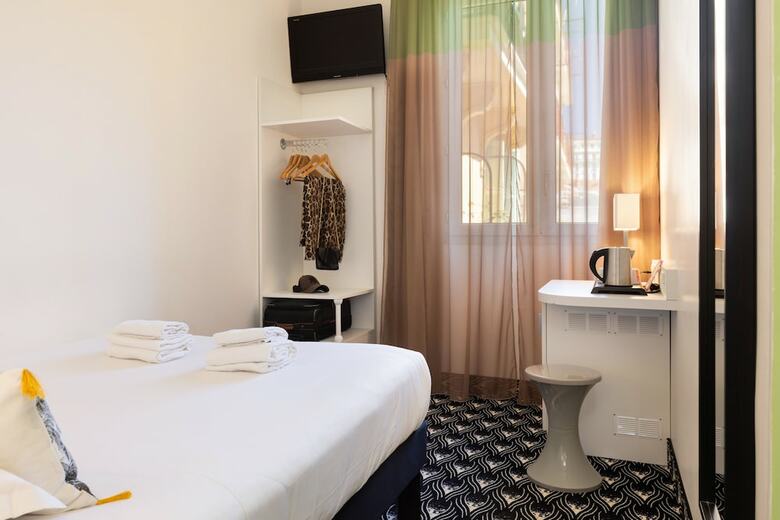 Nicea Hotel