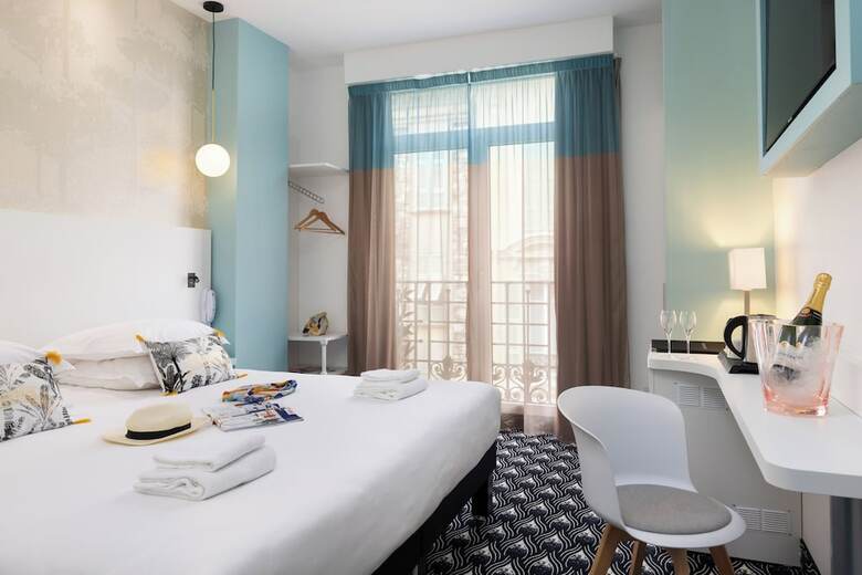 Nicea Hotel