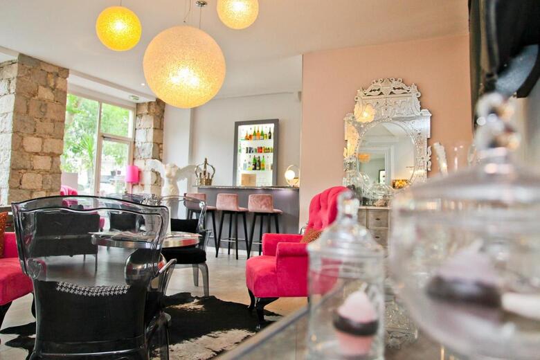 Nouvel Hotel Kinzy
