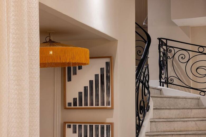 Hotel Crisol Lumi�re