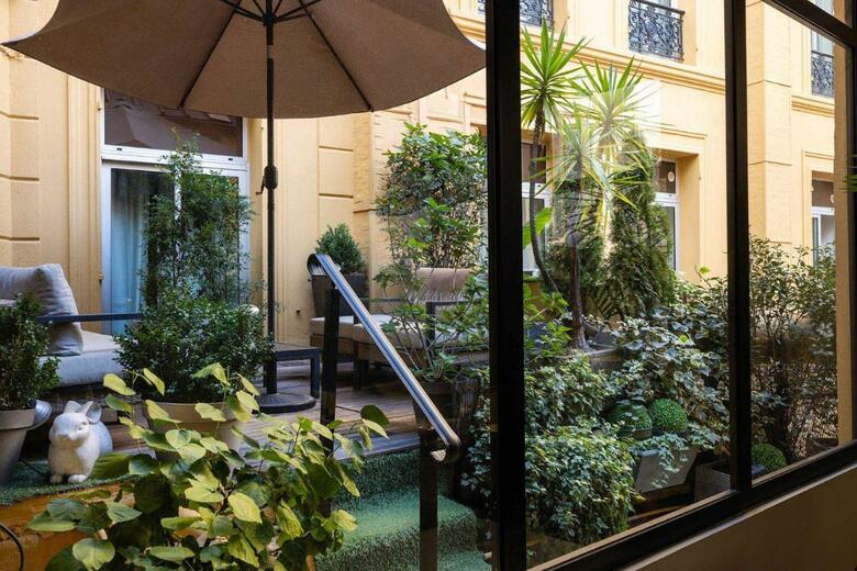 Hotel Crisol Lumi�re