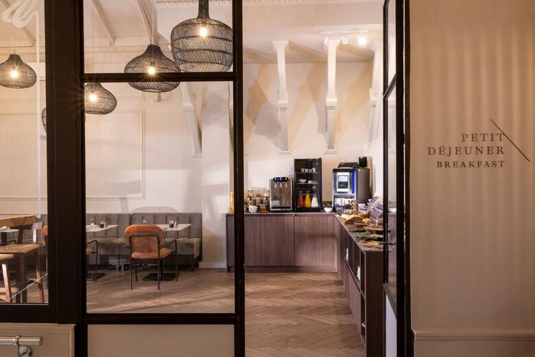 Hotel Crisol Lumi�re
