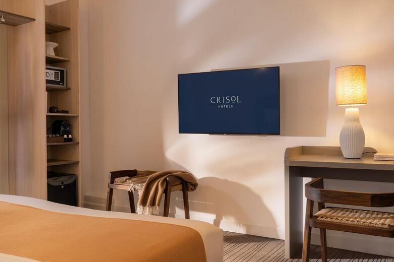 Hotel Crisol Lumi�re