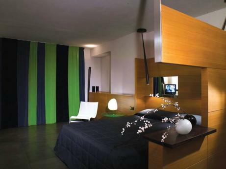 Hotel Zone