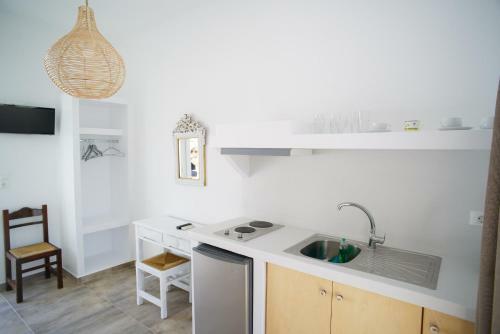 Hostal Anerousa