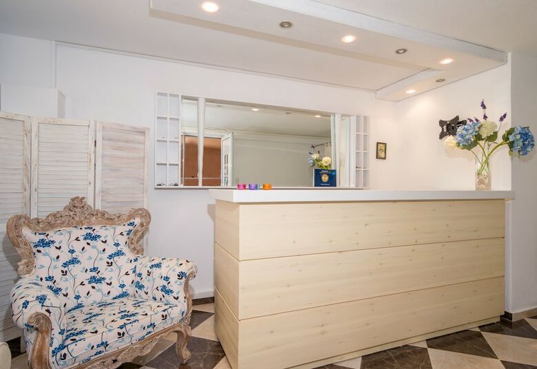 Solon Apartments