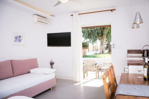 Avgerou Studios And Apartments