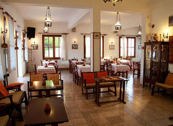 Artemon Hotel