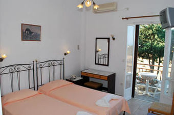 Artemon Hotel
