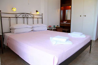 Artemon Hotel