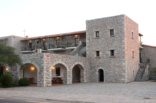 Hotel Kastro Maini
