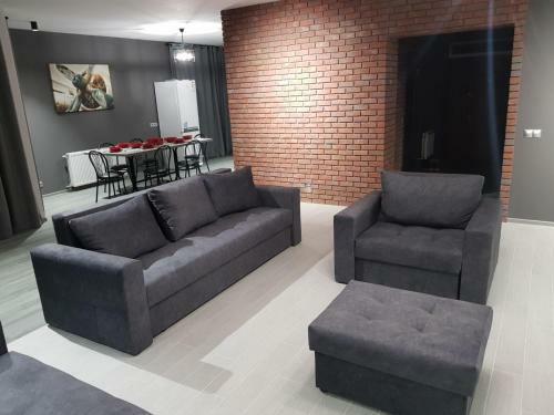 Apartamento Uzhorod 3 Room Lovely House
