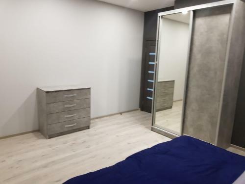 Apartamento Uzhorod 3 Room Lovely House