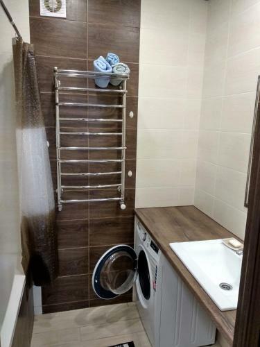 Lux Apartment Near Roshen Fountain