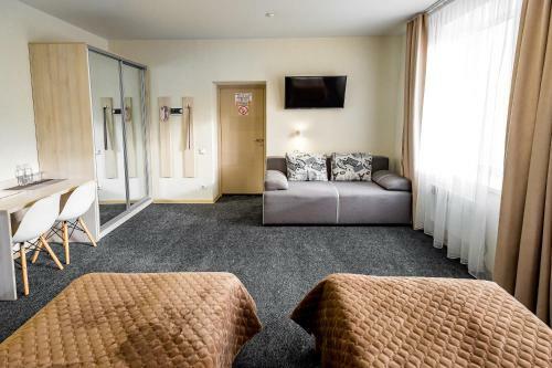 Rooms Hotel
