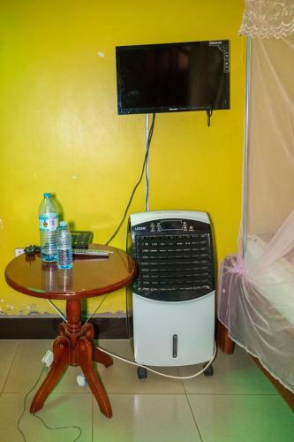 Strikers Hotel